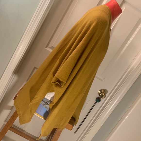 Yellow Cardigan - Picture 3 of 11